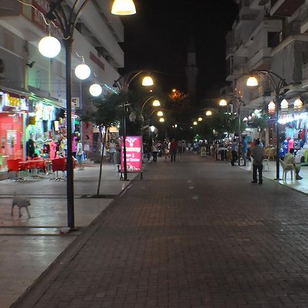 Akerdem Hotel Kusadası Exteriör bild